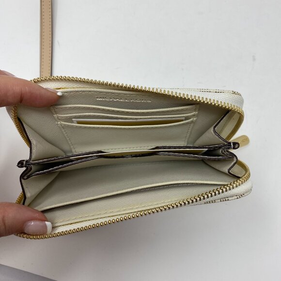 NEW michael kors zip wristlet wallet - Picture 5 of 7